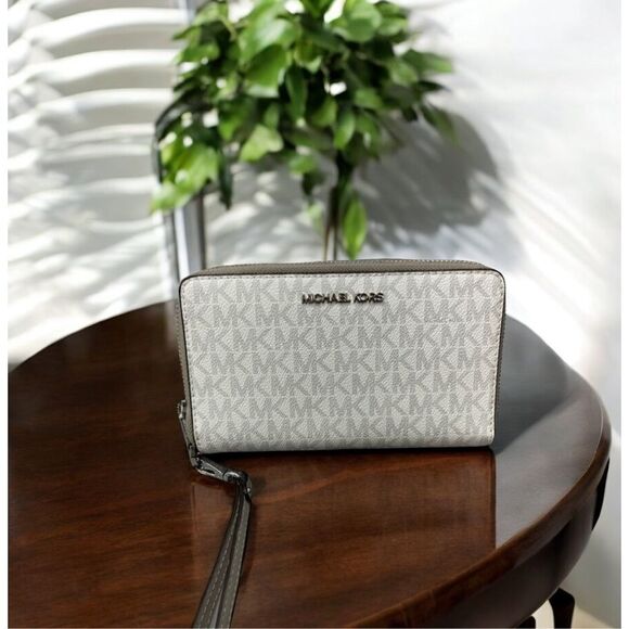 Michael Kors Handbags - MICHAEL KORS PHONE WALLET/WRISTLET